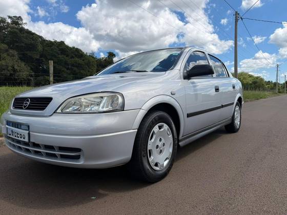 CHEVROLET ASTRA 1.8 MPFI GL 8V ÁLCOOL 4P MANUAL